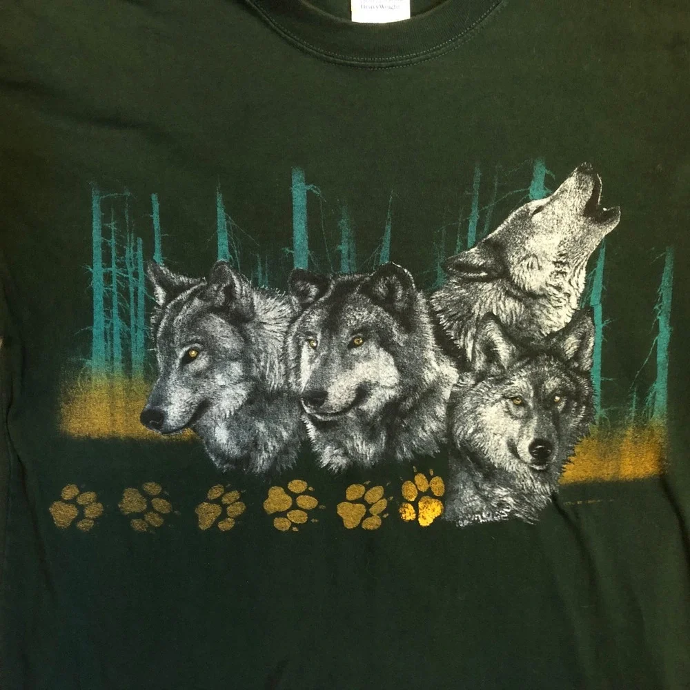 M&O Knits HeavyWeight Wolf Pack Graphic T-Shirt Forest Green Mens Large‎ Vintage